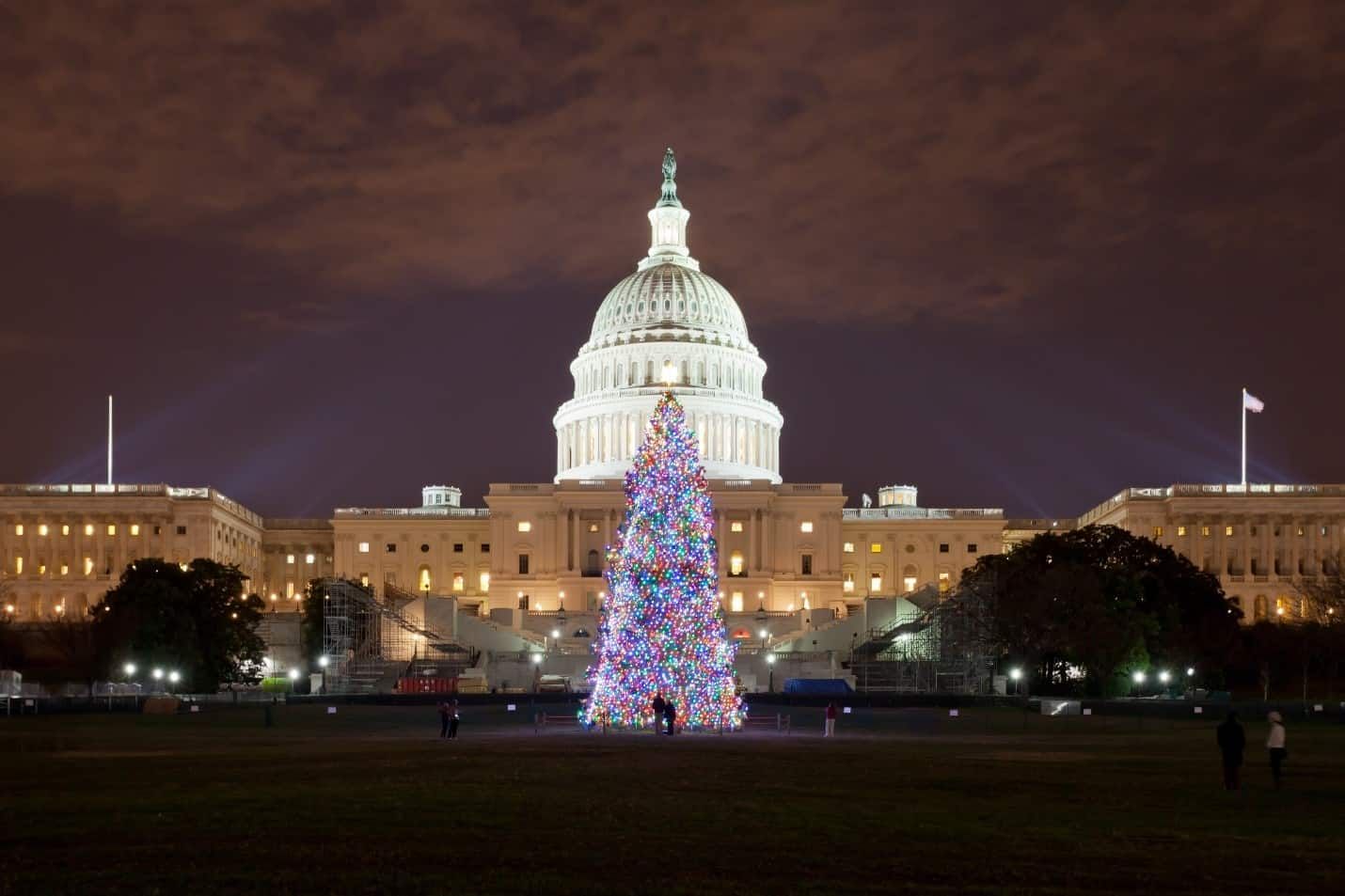 Top 4 Washington, D.C. Restaurants Offering To-Go Food on Christmas Day