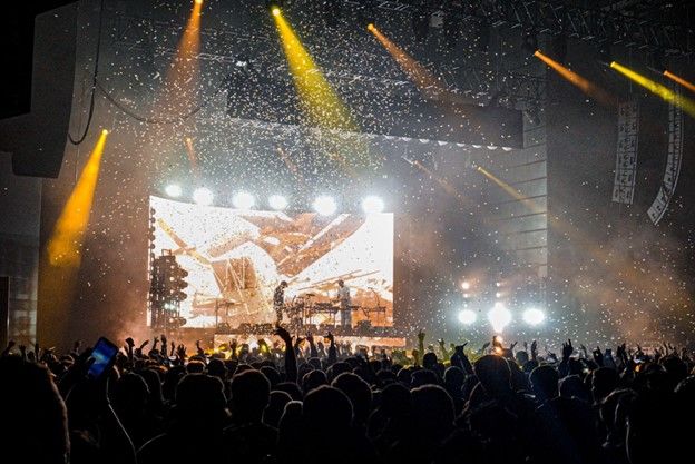 Live Harmoniously: The Best Live Music Venues in DC Near Top-Notch Apartments