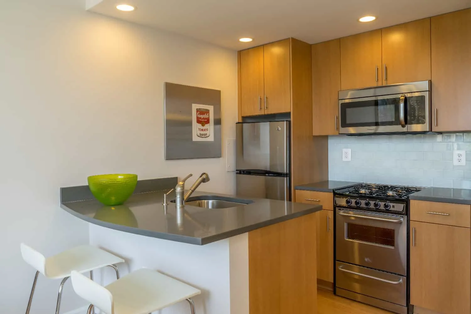 Sutton Plaza — interior photograph