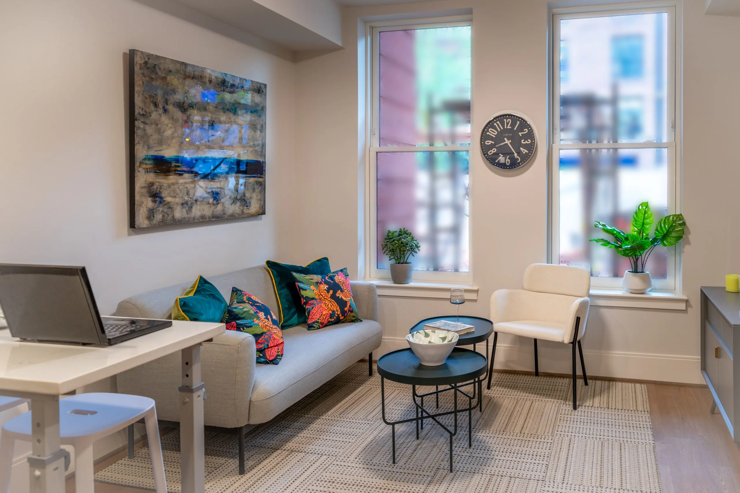 Weavers Row — interior photograph