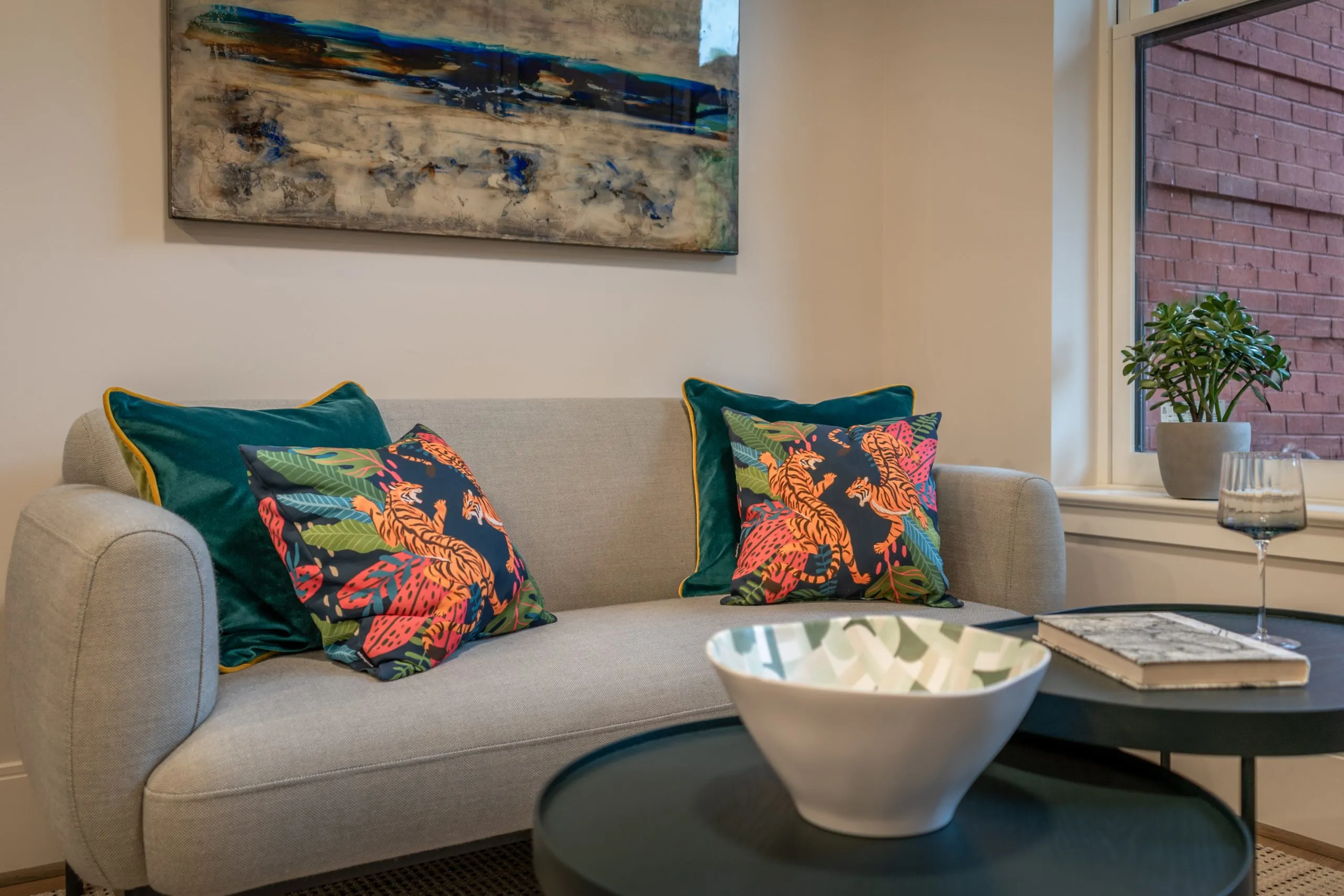 Weavers Row — interior photograph