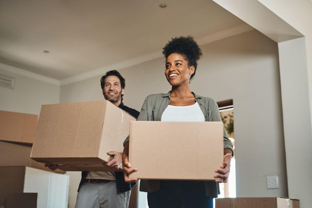 Man and Woman Moving to Washington DC